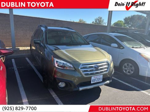 Used 2017 Subaru Outback 2.5i Limited AWD/4WD image 1
