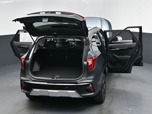 New 2026 Kia Seltos S image 16