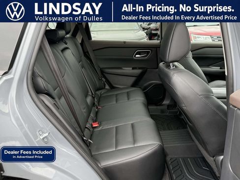 Used 2021 Nissan Rogue SL w/ Premium Package AWD/4WD image 13
