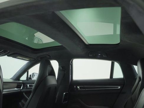 Used 2020 Porsche Panamera GTS image 41