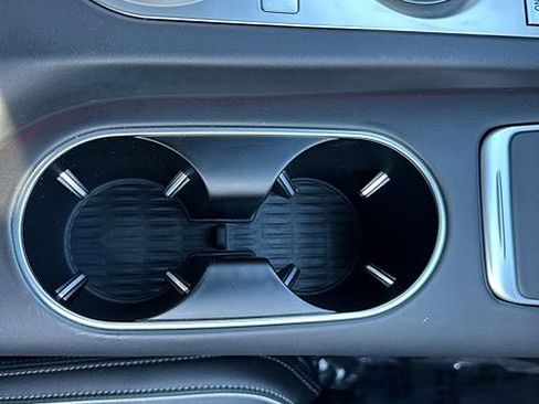 Used 2023 Genesis GV70 2.5T w/ Advanced Package image 37