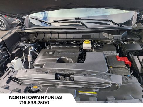 Used 2022 Nissan Pathfinder Platinum image 42