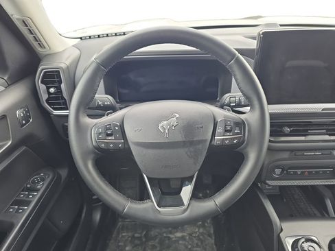 Used 2025 Ford Bronco Sport Badlands image 13
