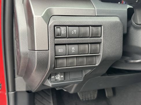 New 2025 Toyota Tacoma TRD Off-Road image 17