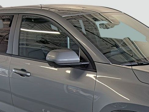 New 2026 Chevrolet Equinox LT w/ Convenience Package II FWD image 15