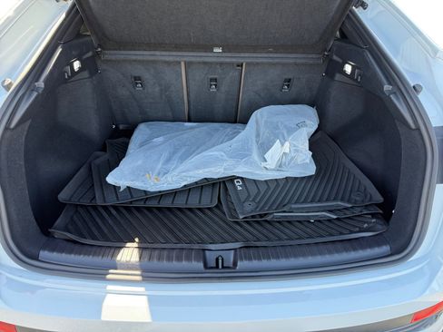 Used 2023 Audi Q4 e-tron Prestige image 17