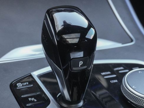 Certified 2023 BMW X5 sDrive40i w/ Premium Package image 28