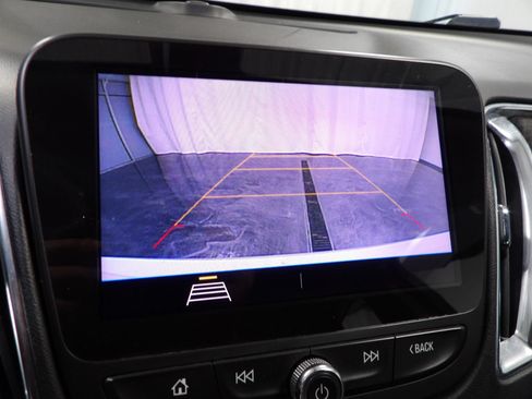 Used 2020 Chevrolet Malibu LT FWD image 14