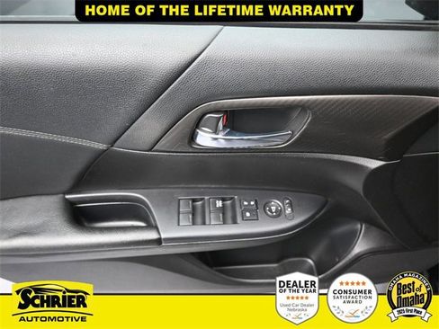 Used 2017 Honda Accord Sport image 11