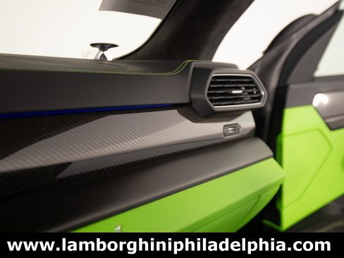 Used 2024 Lamborghini Urus S image 35