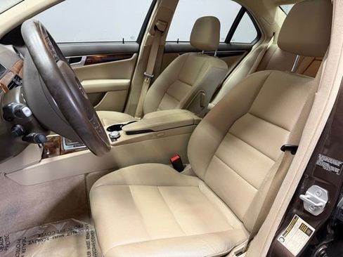 Used 2013 Mercedes-Benz C 300 4MATIC Sedan image 15