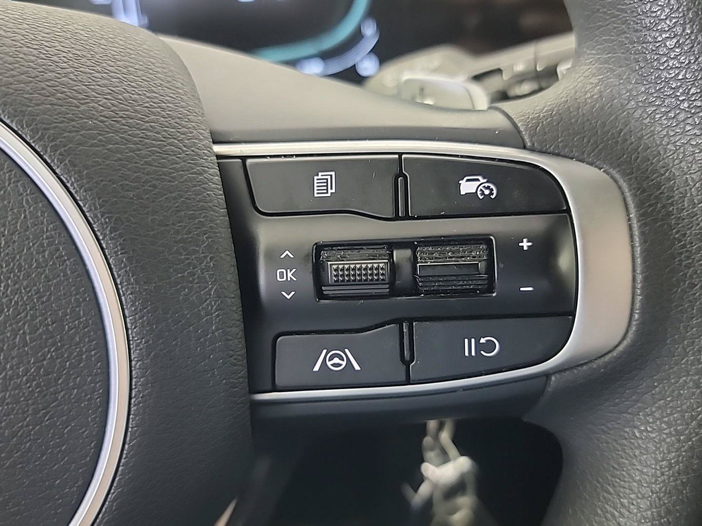 Certified 2023 Kia Sportage LX AWD/4WD image 23