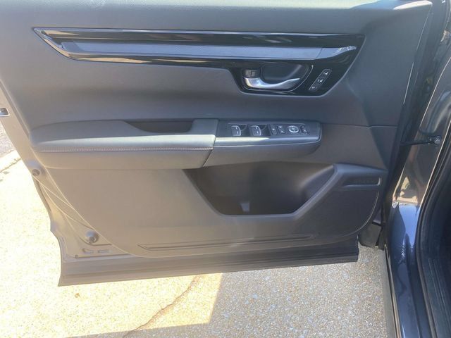 Used 2025 Honda CR-V Sport Touring image 13