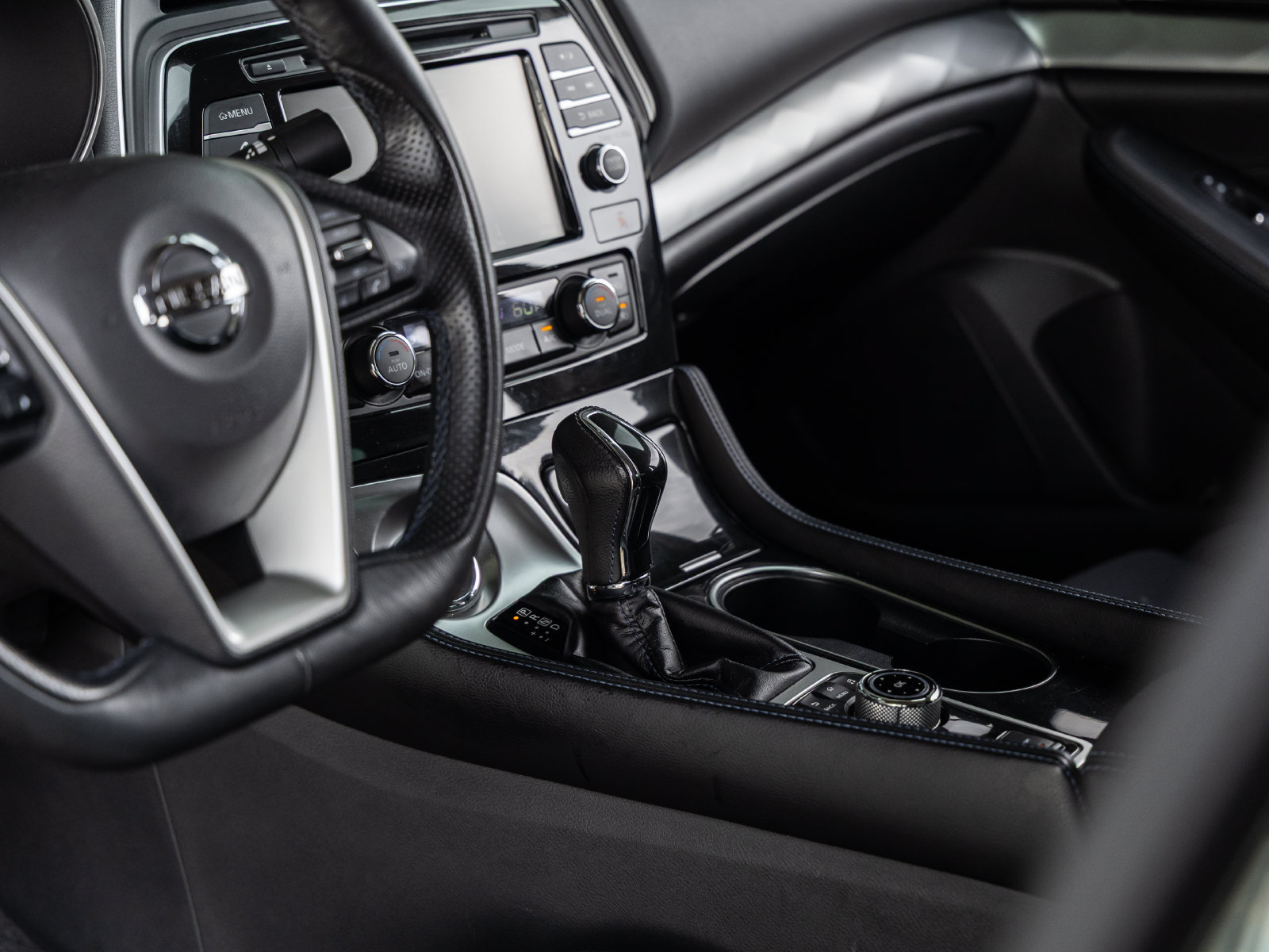Used 2020 Nissan Maxima 3.5 S w/ Floor Mat Group FWD image 22