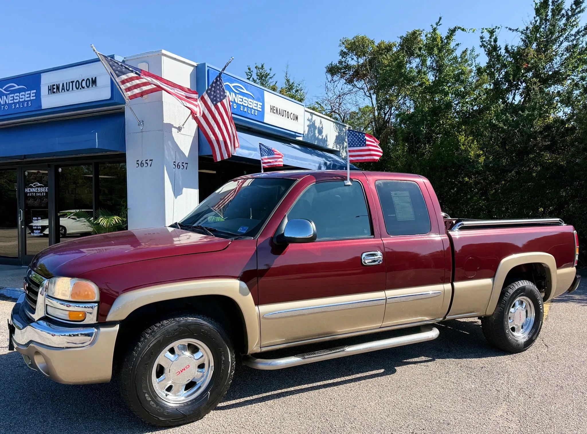 Used 2003 GMC Sierra 1500 SLE w/ Off-Road Package AWD/4WD image 15