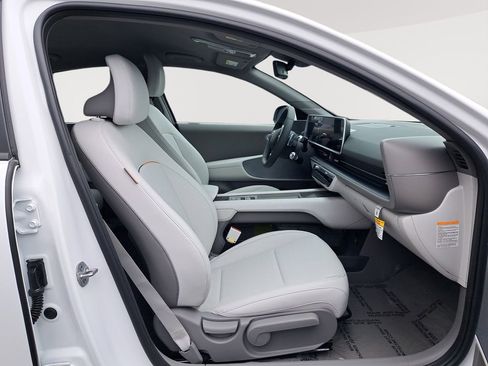 New 2025 Hyundai Ioniq 6 SEL AWD/4WD image 18
