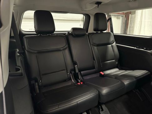 Used 2025 Ford Expedition Max Platinum AWD/4WD image 56