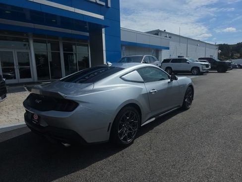 Used 2024 Ford Mustang GT Premium w/ GT Performance Package RWD image 7