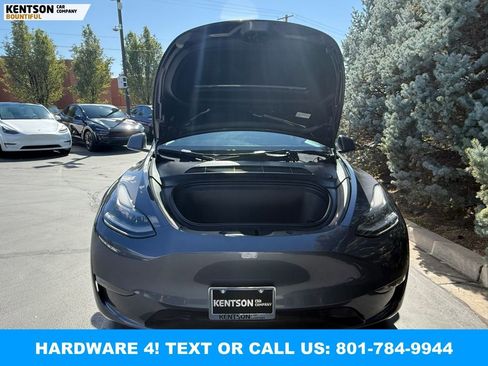 Used 2023 Tesla Model Y Long Range AWD/4WD image 36
