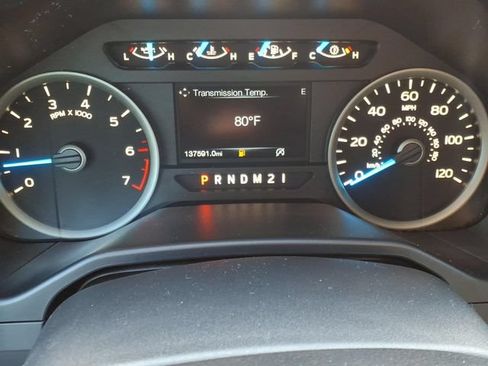 Used 2017 Ford F150 XLT w/ Equipment Group 302A Luxury AWD/4WD image 18