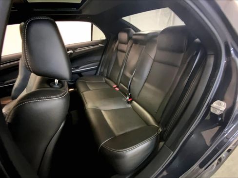 Used 2019 Chrysler 300 S w/ 300S Premium Group image 20