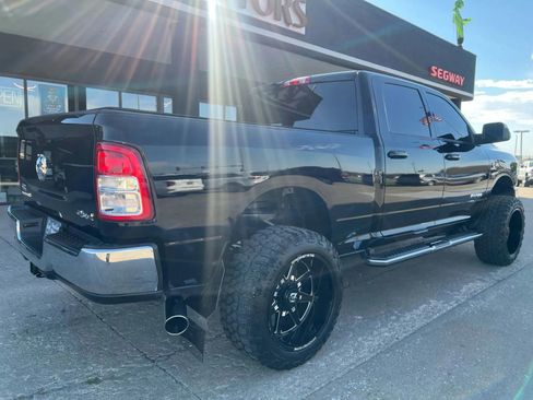 Used 2022 RAM 2500 Big Horn image 9