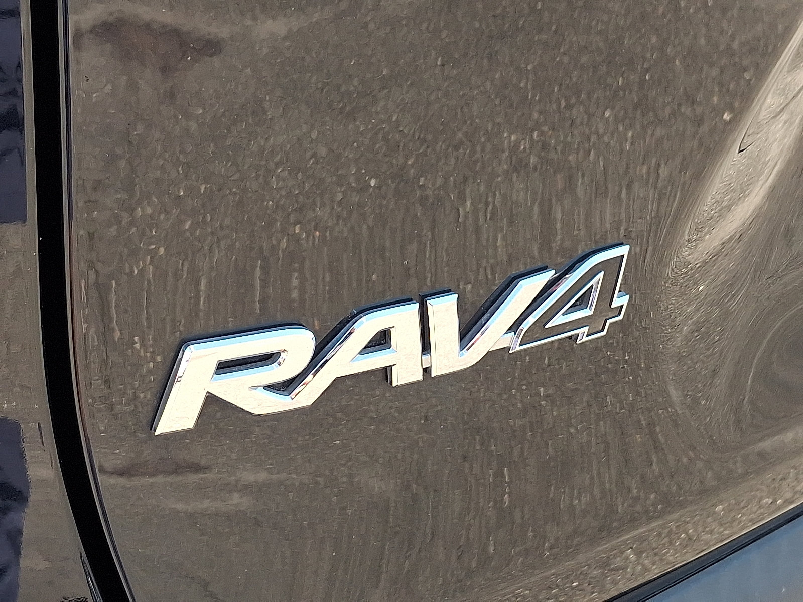 Used 2021 Toyota RAV4 LE w/ Carpet Mat Package (TMS) AWD/4WD image 31
