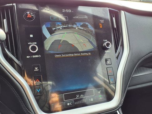 Certified 2025 Subaru Outback Premium image 5