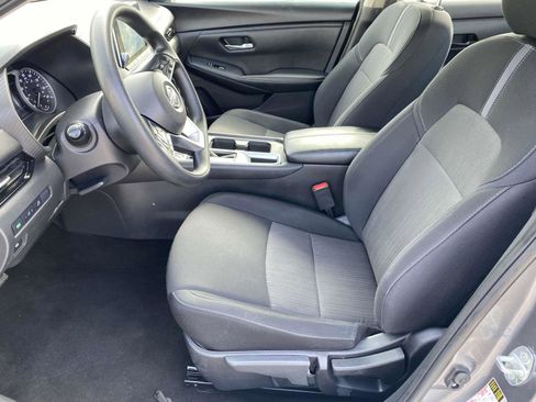 Used 2024 Nissan Sentra SV image 11