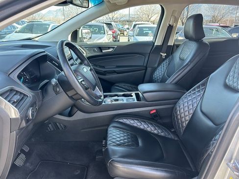 Used 2024 Ford Edge Titanium image 25