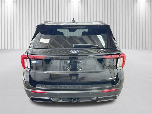 New 2026 Ford Explorer ST-Line w/ ST-Line Street Pack AWD/4WD image 6