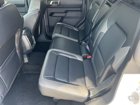 New 2025 Ford Bronco Outer Banks image 18