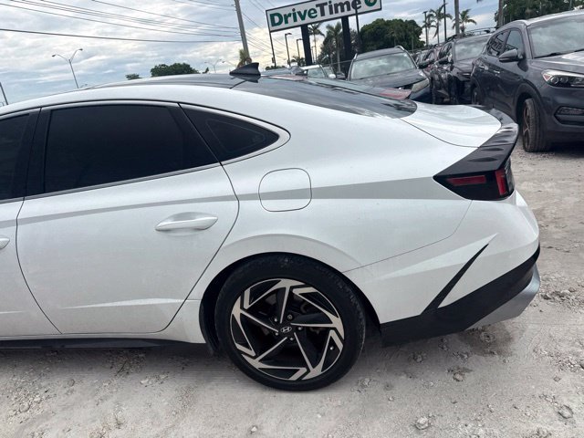 Used 2024 Hyundai Sonata SEL w/ Convenience Package FWD image 9