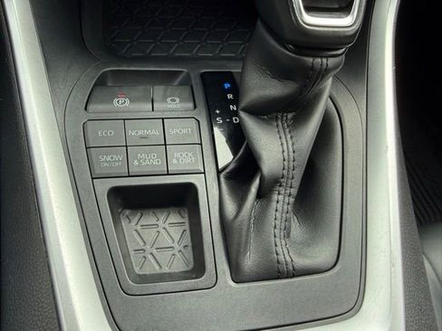 Used 2023 Toyota RAV4 XLE Premium AWD/4WD image 36