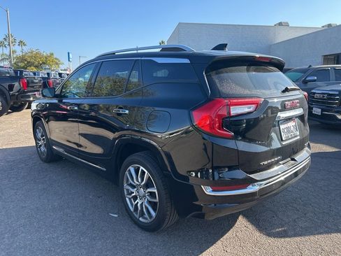 Used 2023 GMC Terrain Denali image 4