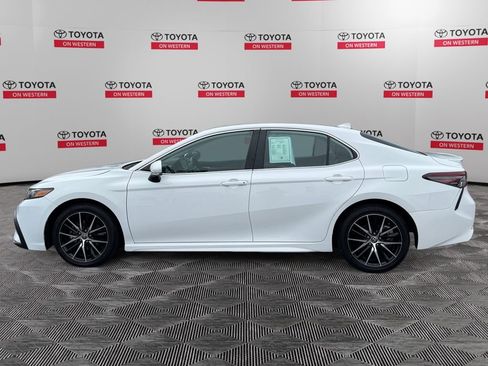 Certified 2024 Toyota Camry SE image 6