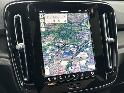 Used 2023 Volvo C40 P8 Recharge Plus w/ Climate Package image 27