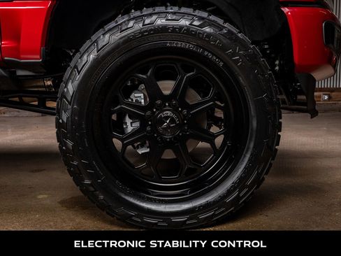 Used 2026 Ford F250 Platinum w/ Platinum Plus Package image 12