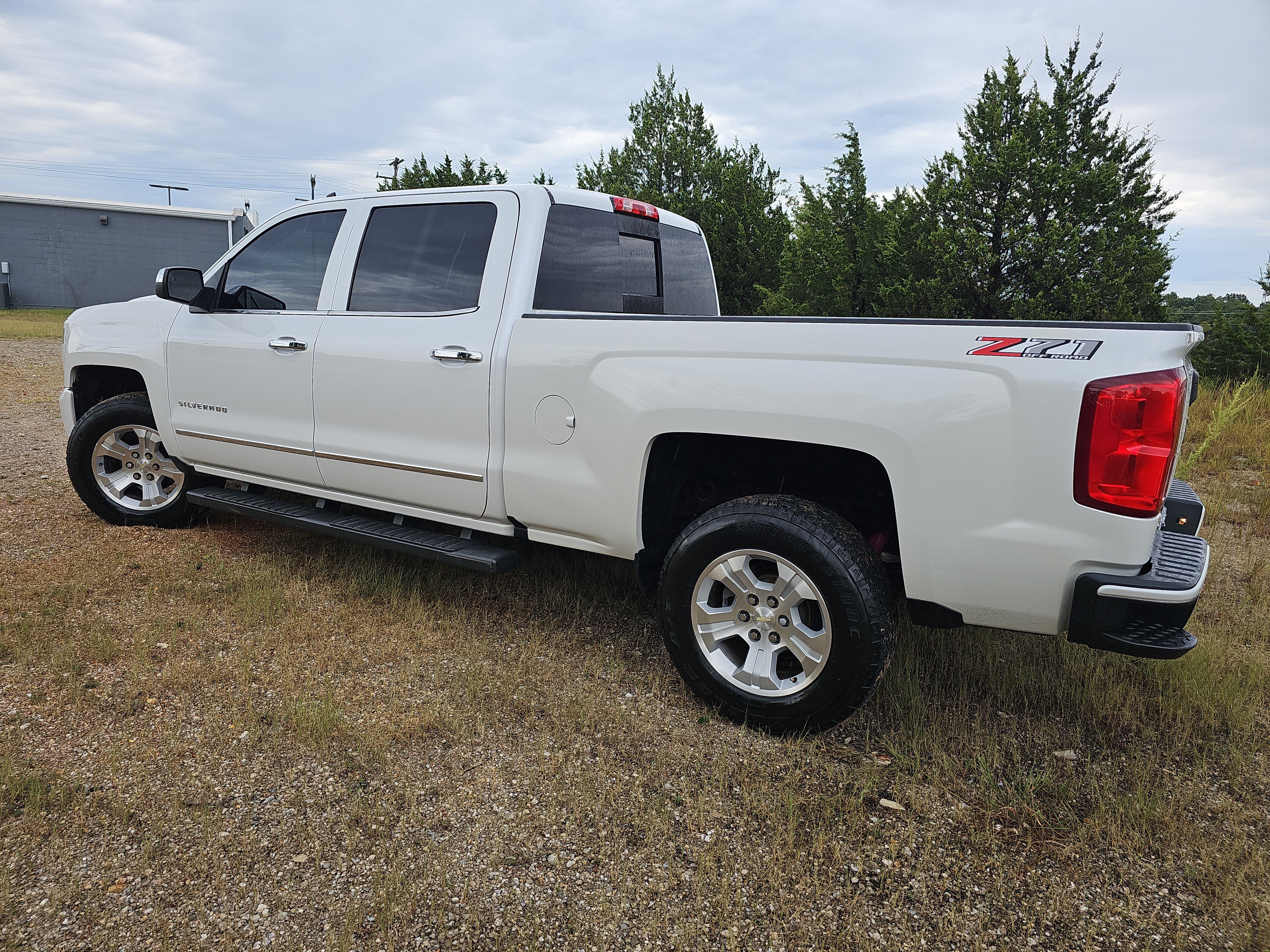 Used 2018 Chevrolet Silverado 1500 LTZ Z71 AWD/4WD image 7