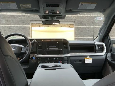 New 2026 Ford F550 4x4 Crew Cab image 24