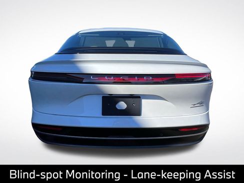 Used 2024 Lucid Air Touring AWD/4WD image 8