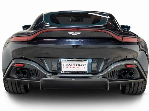 Used 2020 Aston Martin V8 Vantage Coupe image 12
