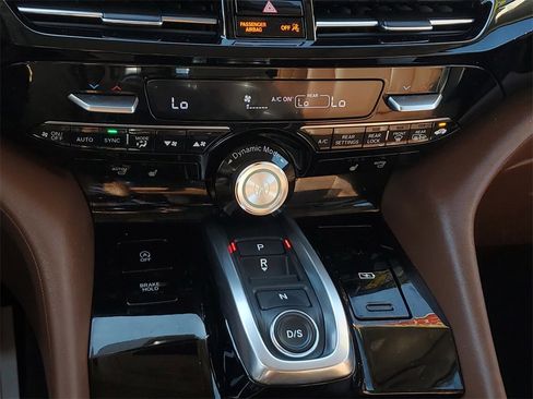 Certified 2024 Acura MDX SH-AWD w/ Technology Package image 30