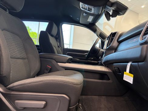 New 2026 RAM 1500 Lone Star AWD/4WD image 33