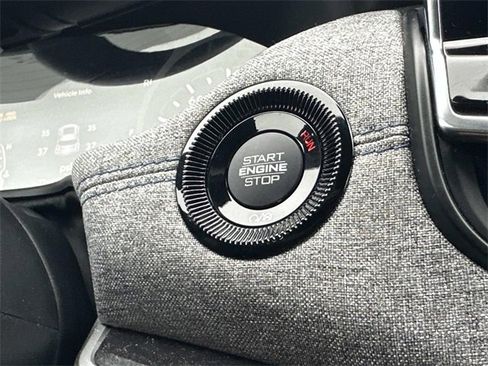 Certified 2023 Jeep Compass Sport image 21