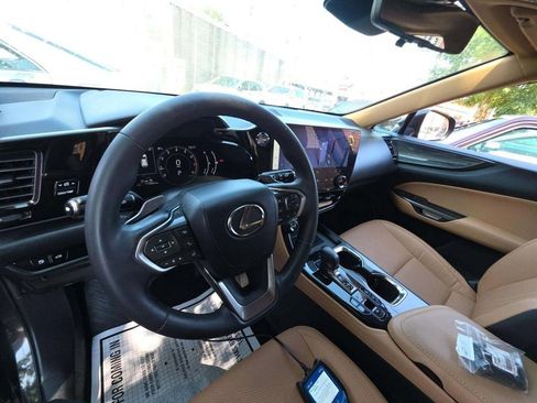 Used 2023 Lexus NX 350 AWD image 12