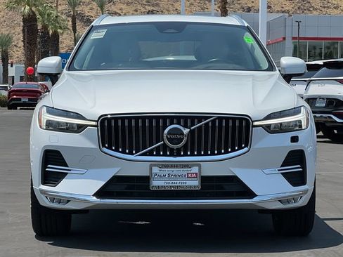 Used 2023 Volvo XC60 B5 Plus image 8