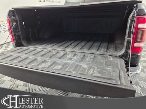 Used 2019 RAM 1500 Laramie AWD/4WD image 33