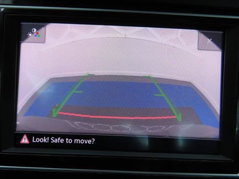 Used 2024 Volkswagen Jetta SE FWD image 22