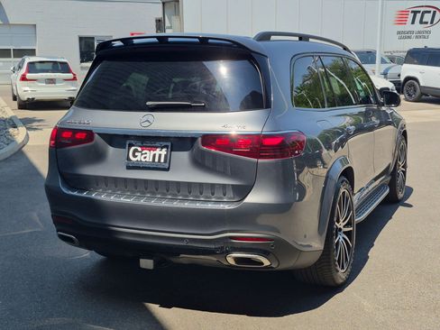 Used 2024 Mercedes-Benz GLS 580 4MATIC image 3